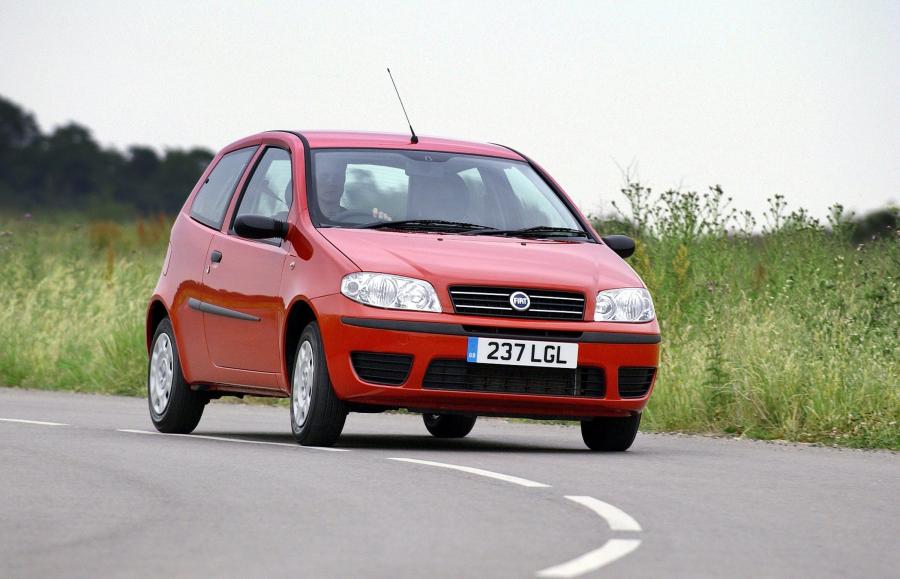  Fiat Punto 2003 года  (фото 38 из 67)